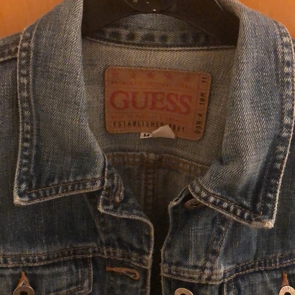 Guess Jean Jacket - Size Medium - Picture 6 of 9